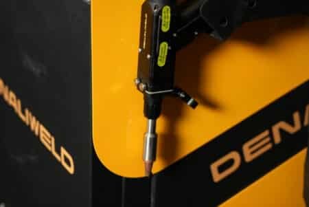 DENALIWELD CR Μηχανή συγκόλλησης με λέιζερ ινών με ψύξη με νερό  4KW - Image 4